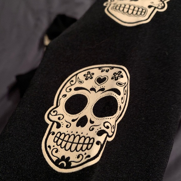 Sugar Skull Black Leggings 🌸